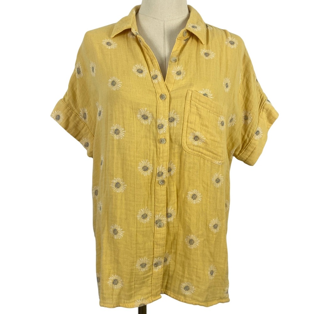 Sonoma Women's yellow Button-Down Shirt with Daisy Print